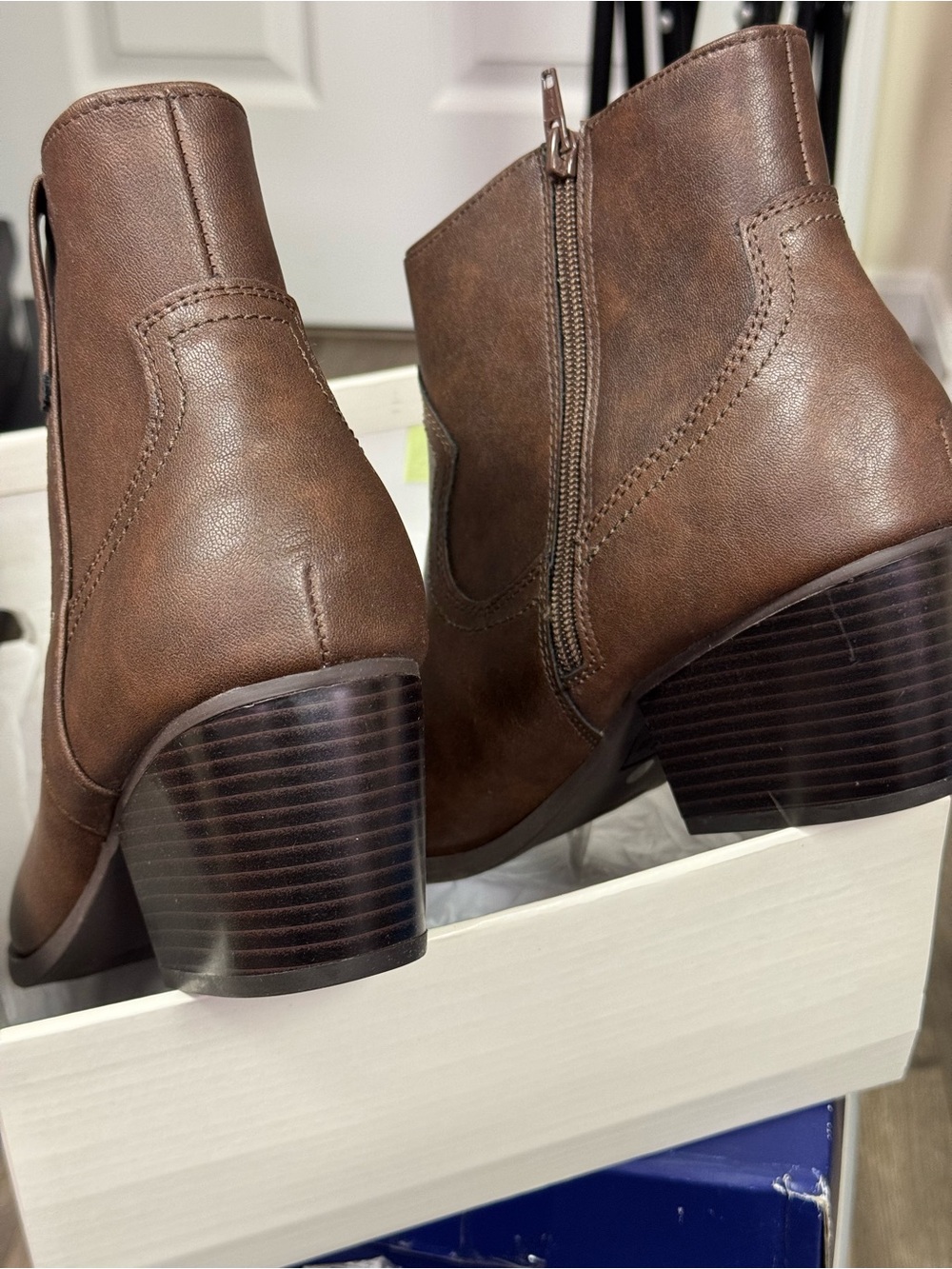 STYLE & CO Cowboy Western Boots Size 11 Brown Faux Leather Macy's NEW $80 msrp - Picture 4 of 12